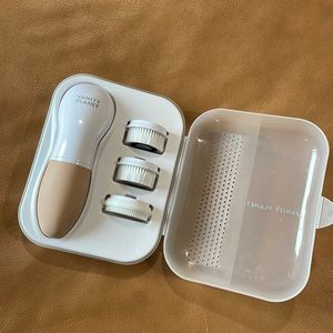 Vanity Planet Home SkinCare Device with 3 interchangeable heads.